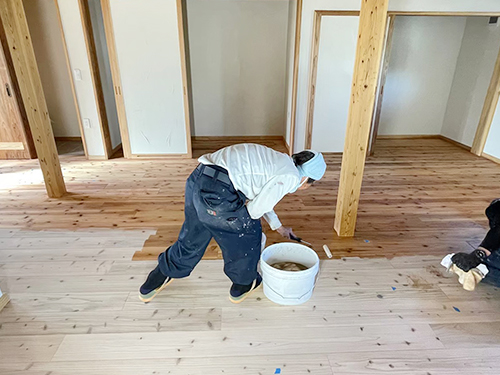 リボスオイル塗装